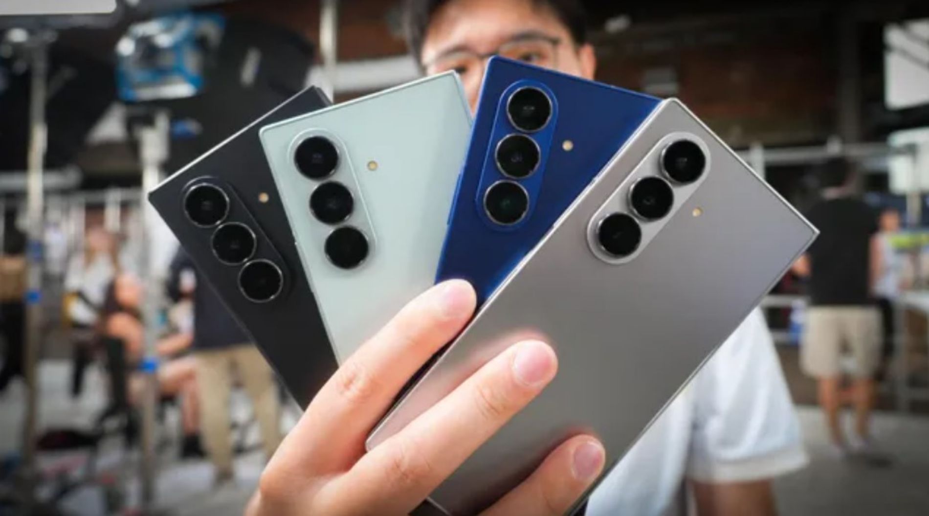 Hình ảnh cho danh mục Samsung Galaxy Z Fold 7 có mấy màu? Hướng dẫn chọn màu hợp mệnh phong thủy